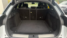 Land Rover Range Rover Velar 2.0 P300 R-Dynamic SE 5dr Auto Petrol Estate